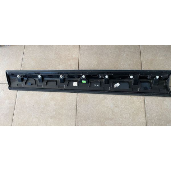 DOOR RIGHT SIDE TRIM MOLDING Volvo XC60 2018+ 31440303 31440294